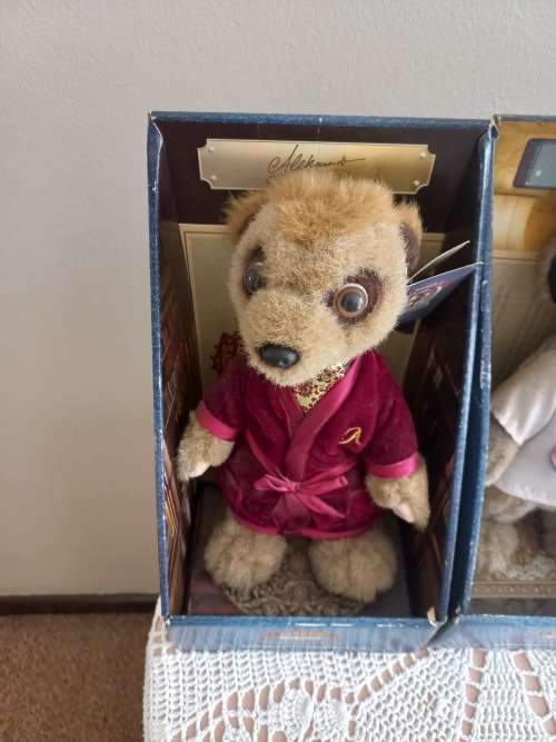 3 MEERKAT FIGURINES IN ORIGINAL BOXES ALEKSANDO, SERGEI, YAKOV(R250 EACH)
